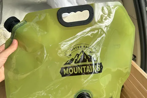Alti’s Campervan