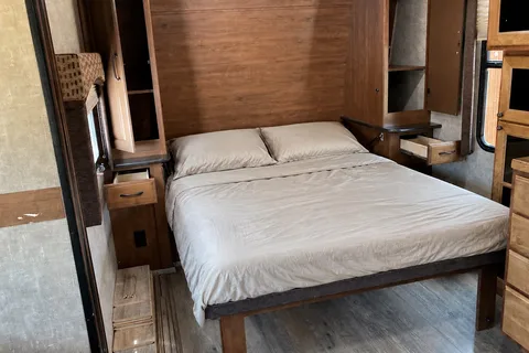 Jayco Feather 23RBM Travel Trailer