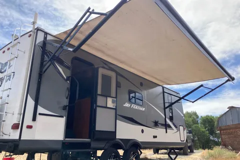 Jayco Feather 23RBM Travel Trailer
