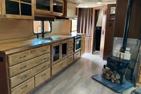 Jayco Feather 23RBM Travel Trailer