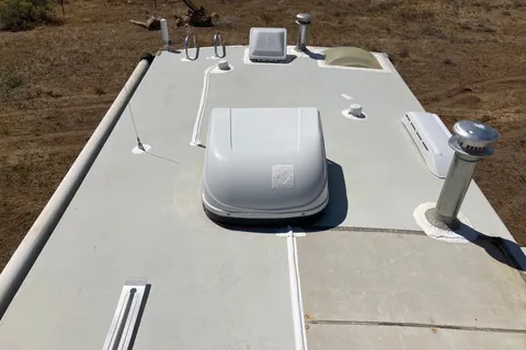 Jayco Feather 23RBM Travel Trailer