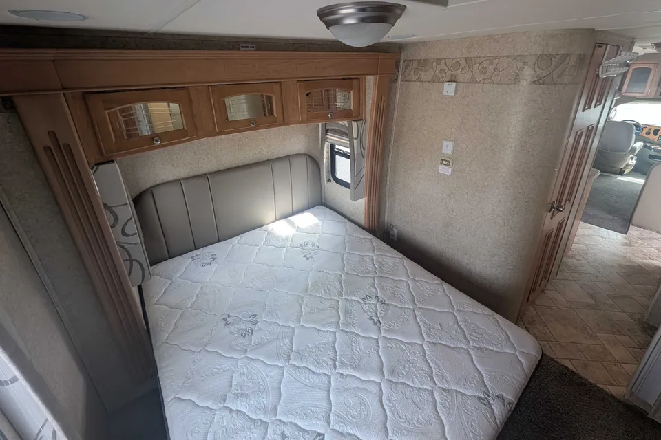 Nature of the Bear-Jayco 29C Melbourne Class C