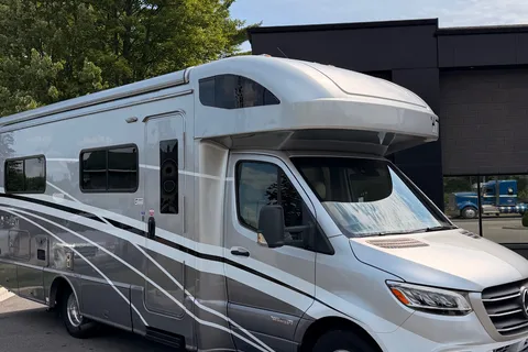 Winnebago View 24J Classe C