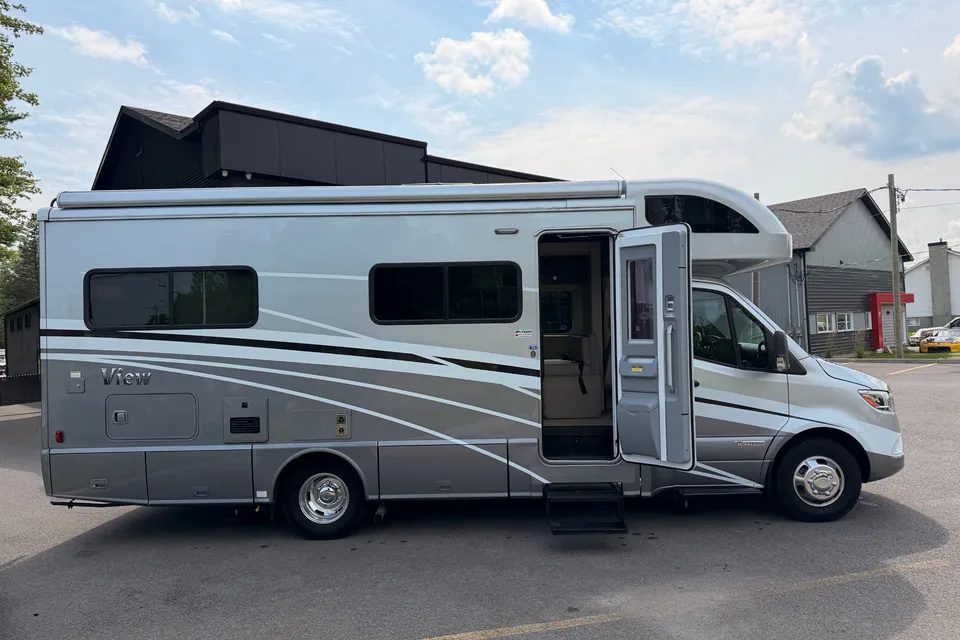 Winnebago View 24J Classe C