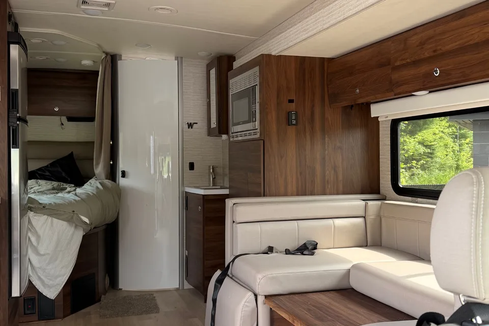 Winnebago View 24J Classe C