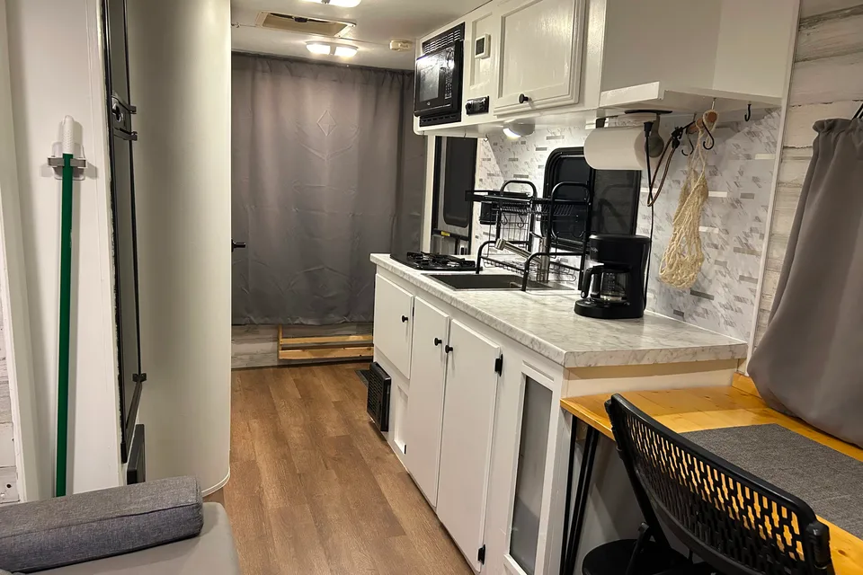 KZ Spree Escape 204S Travel Trailer