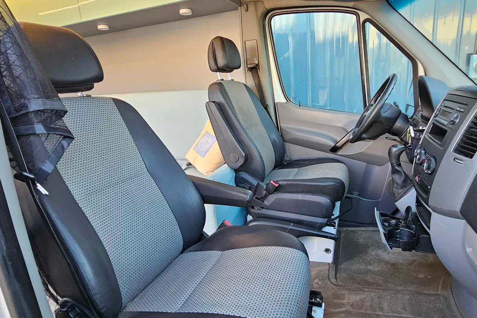 Colan's Mercedes-Benz Sprinter Class B