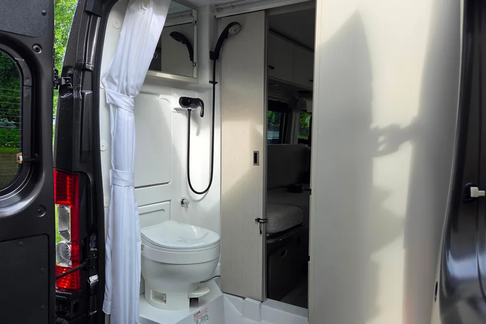 Eric Thor Motor Coach Ram Classe B