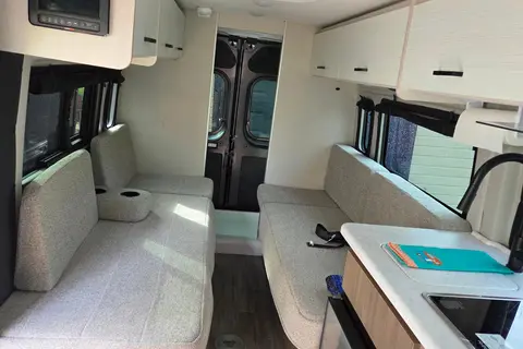 Eric Thor Motor Coach Ram Classe B