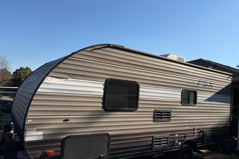 Larry's Forest River Wildwood FSX Travel Trailer