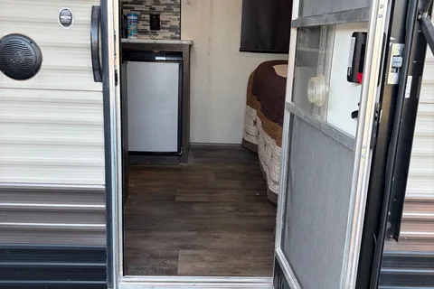 Larry's Forest River Wildwood FSX Travel Trailer