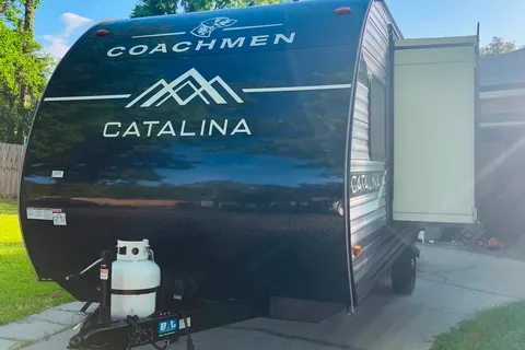 New Coachmen Catalina Summit 7