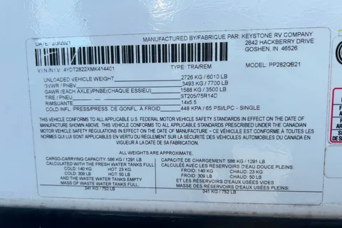 Nellie's Keystone Passport SL Travel Trailer