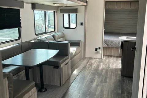 Nellie's Keystone Passport SL Travel Trailer