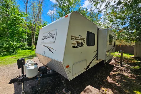 Derek's KZ Spree Escape Travel Trailer