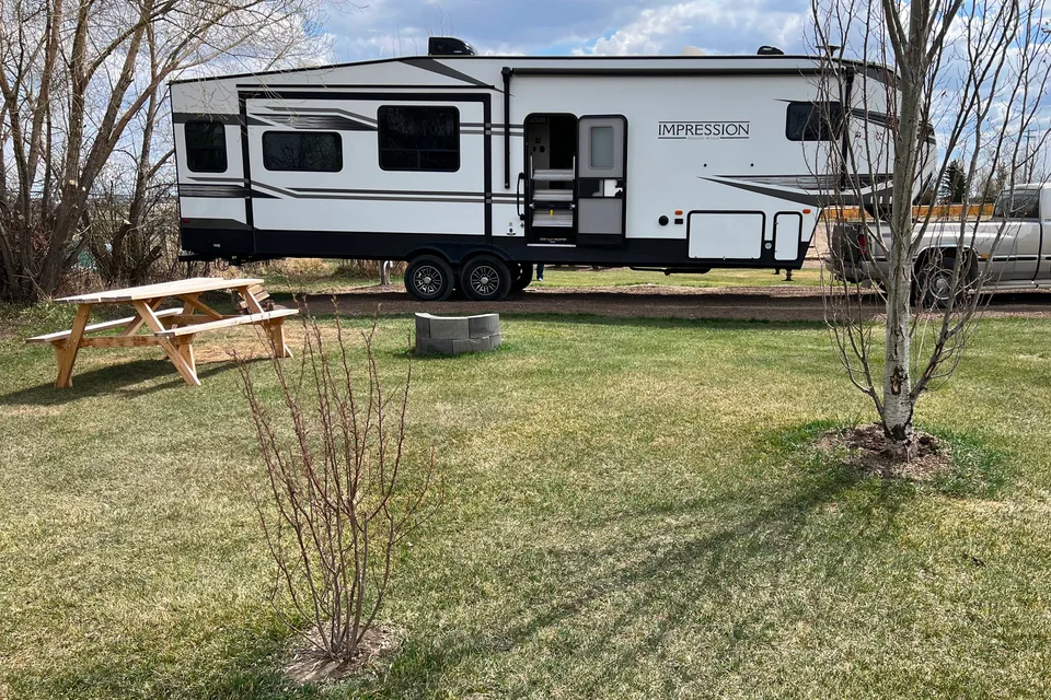 The Perfect Family Unit- Forest River 34MID Fifth Wheel