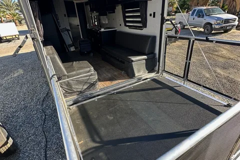 Grey Wolf rear drop patio with gate great for a family of 4 or just two!