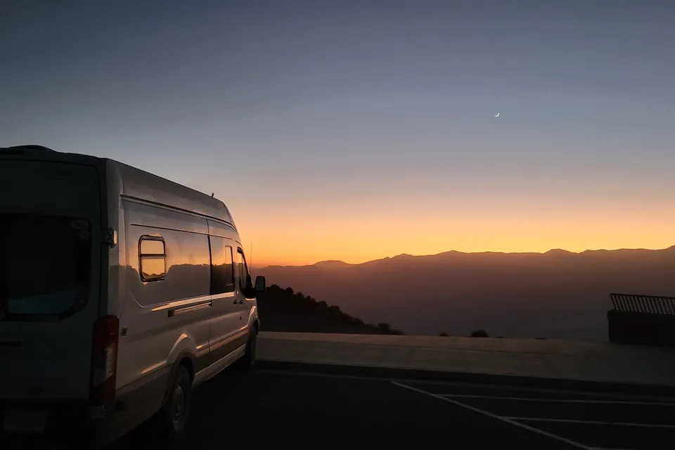 Falkor - Transit 6'5" inside Hot Showers 40gal water Custom Ford Campervan