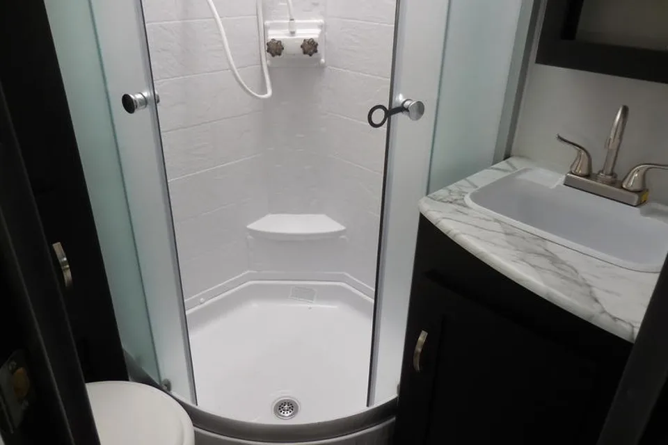 Michelle's Coachmen Freedom Express 192 RBS Travel Trailer