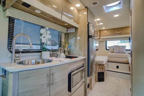 Entegra Coach QWEST 24T - Rusty's RV Adventure