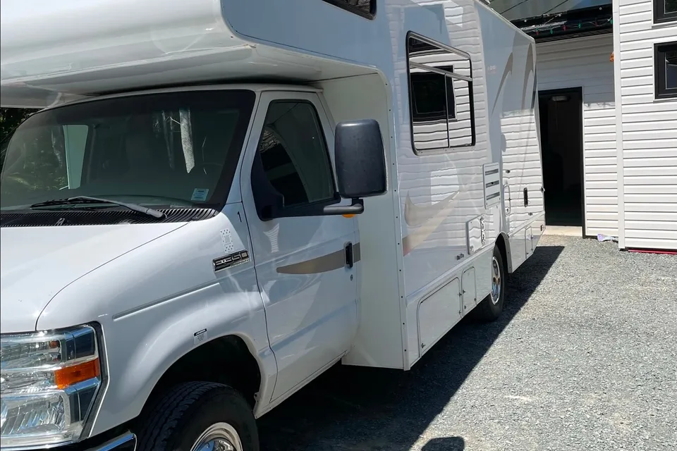 ⚓️ East Coast Getaway 🏕