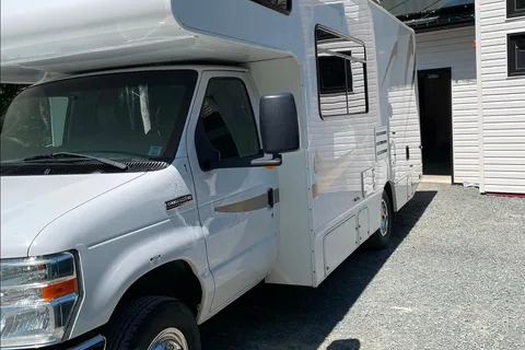 ⚓️ East Coast Getaway 🏕