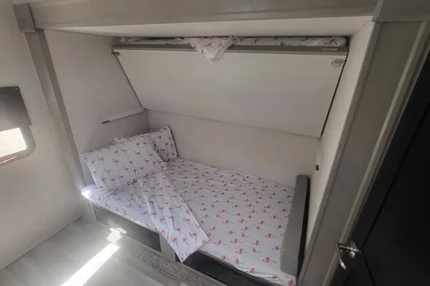 Family Friendly Bunkhouse/Outdoor Kitchen Travel Trailer