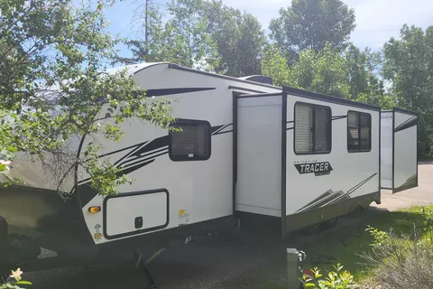 Family Friendly Bunkhouse/Outdoor Kitchen Travel Trailer