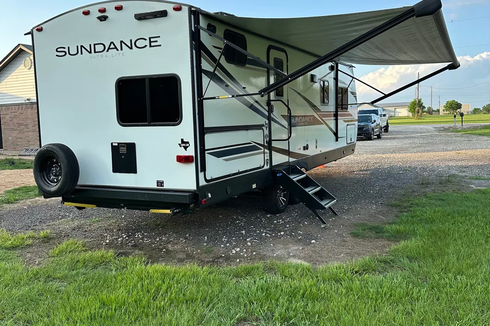 Diamond W Rentals