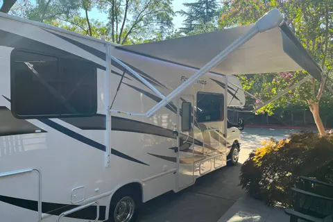 Adventure Awaits (2023 Four Winds)