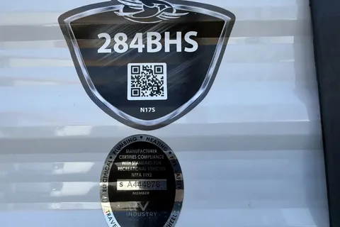 Big Boy Toys & RV Rentals Jayco Jay Flight 284 BHS Travel Trailer