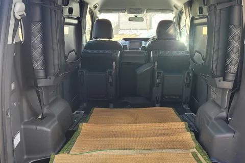 Lil Van from Japan