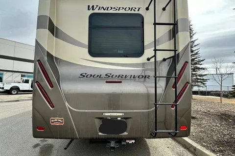 Thor Motor Coach Windsport