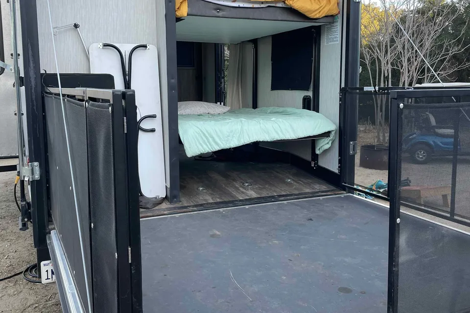 Wolf Pack Bunkhouse/Toyhauler