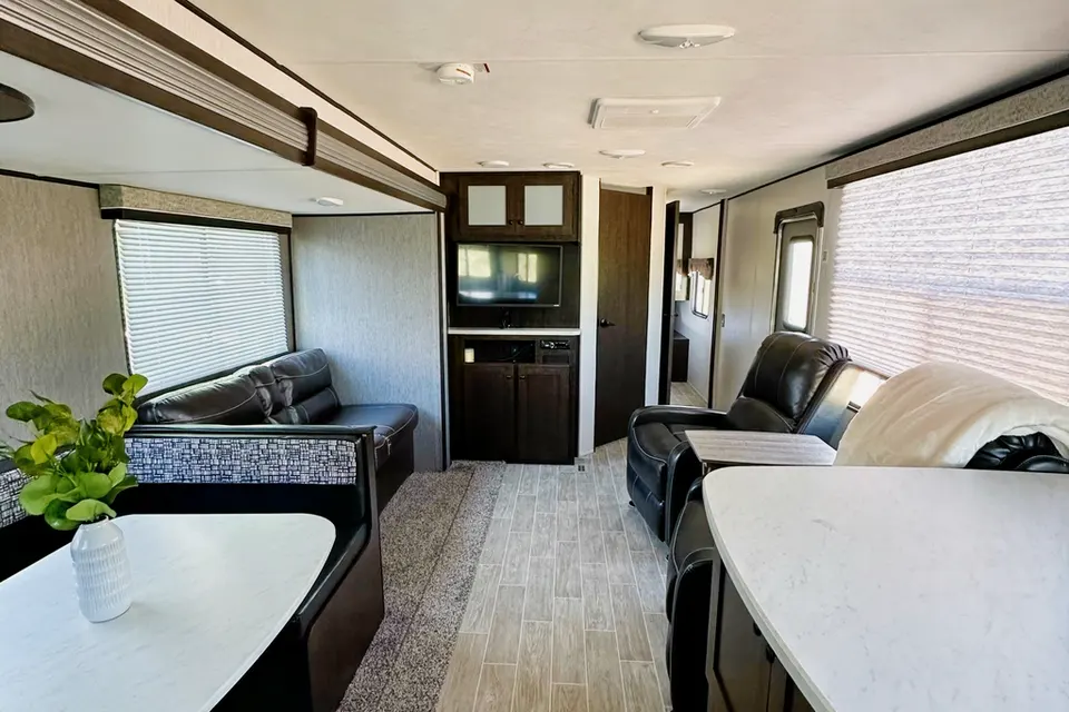 Marvel's Heartland trail runner 27rks Travel Trailer