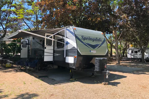 29' Keystone Springdale Travel Trailer