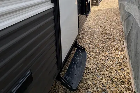 Family Fun - Starcraft Autumn Ridge 177BH Travel Trailer