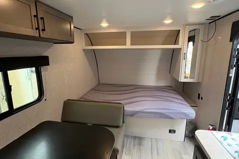 Family Fun - Starcraft Autumn Ridge 177BH Travel Trailer