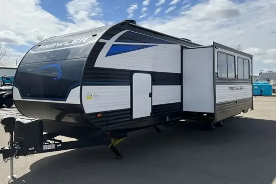 Ignition Rental's 2023 Heartland Prowler Travel Trailer