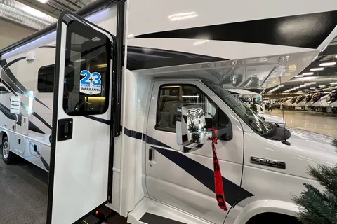 Dustin's Jayco Greyhawk Class C