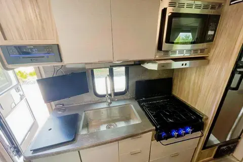 Winnebago Micro Minnie 1800BH