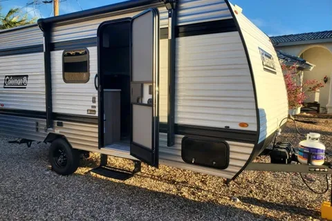 Brand New 2026 Keystone Coleman 17b #2