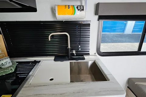 Eleydis's East to West Silver lakes Travel Trailer