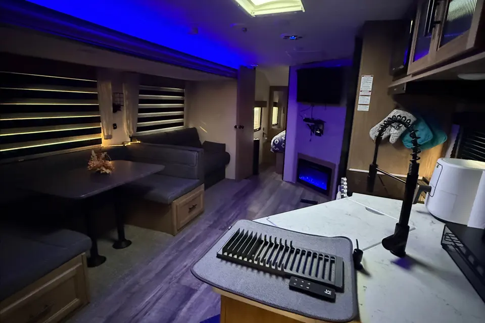 Brandon's Forest River Cherokee 264DBH Travel Trailer