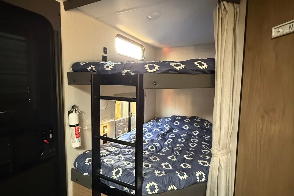 Brandon's Forest River Cherokee 264DBH Travel Trailer