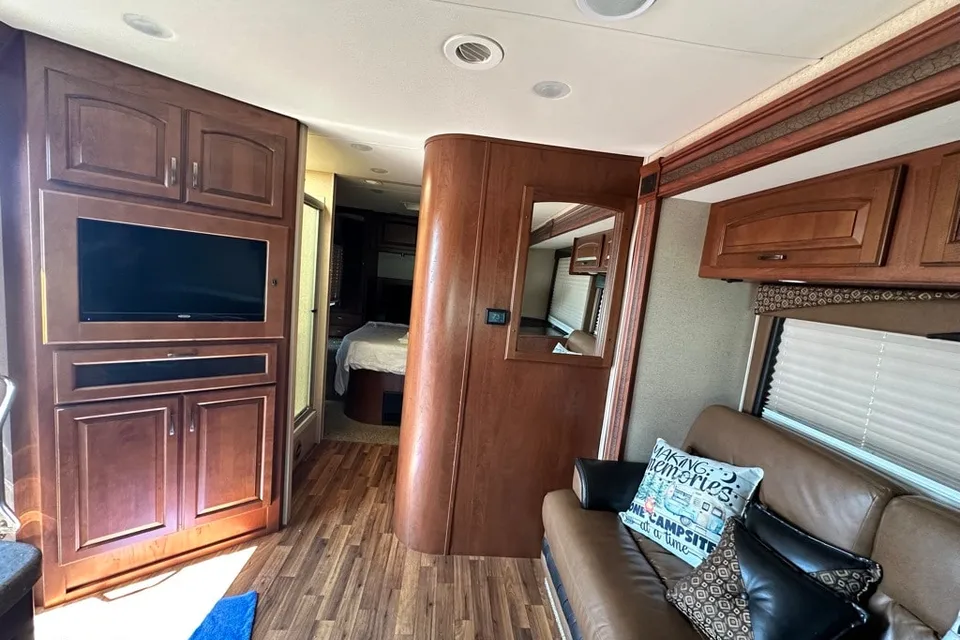 Nor-Cal RV Rental Jayco Greyhawk 31FK Class C