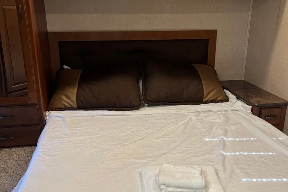 Nor-Cal RV Rental Jayco Greyhawk 31FK Class C