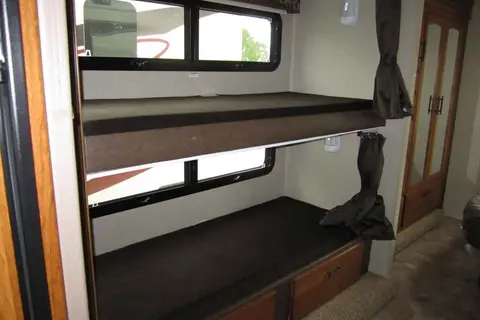 Family friendly with all the comforts of a home on wheels