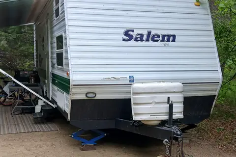 Nikki's cozy, kid friendly, pet friendly trailer. 