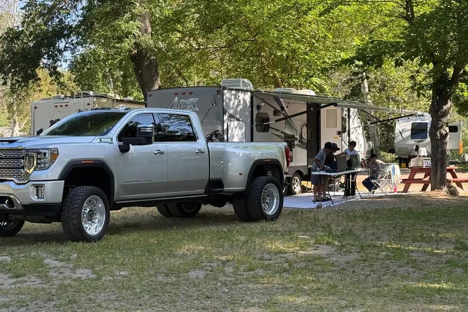 Matt's Coachmen Apex ultralight Travel Trailer